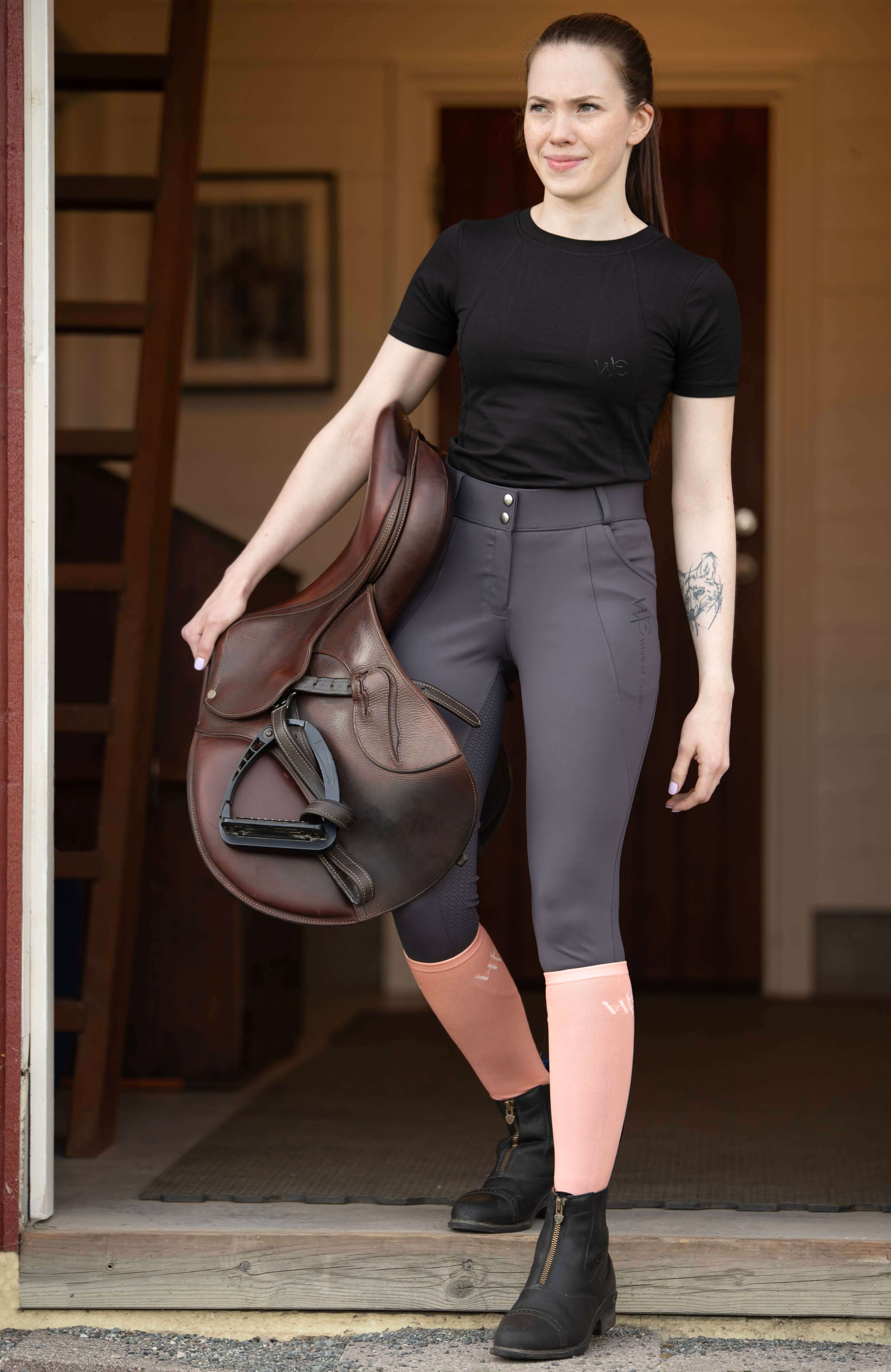 Anna T-skjorte - Work of Equine 